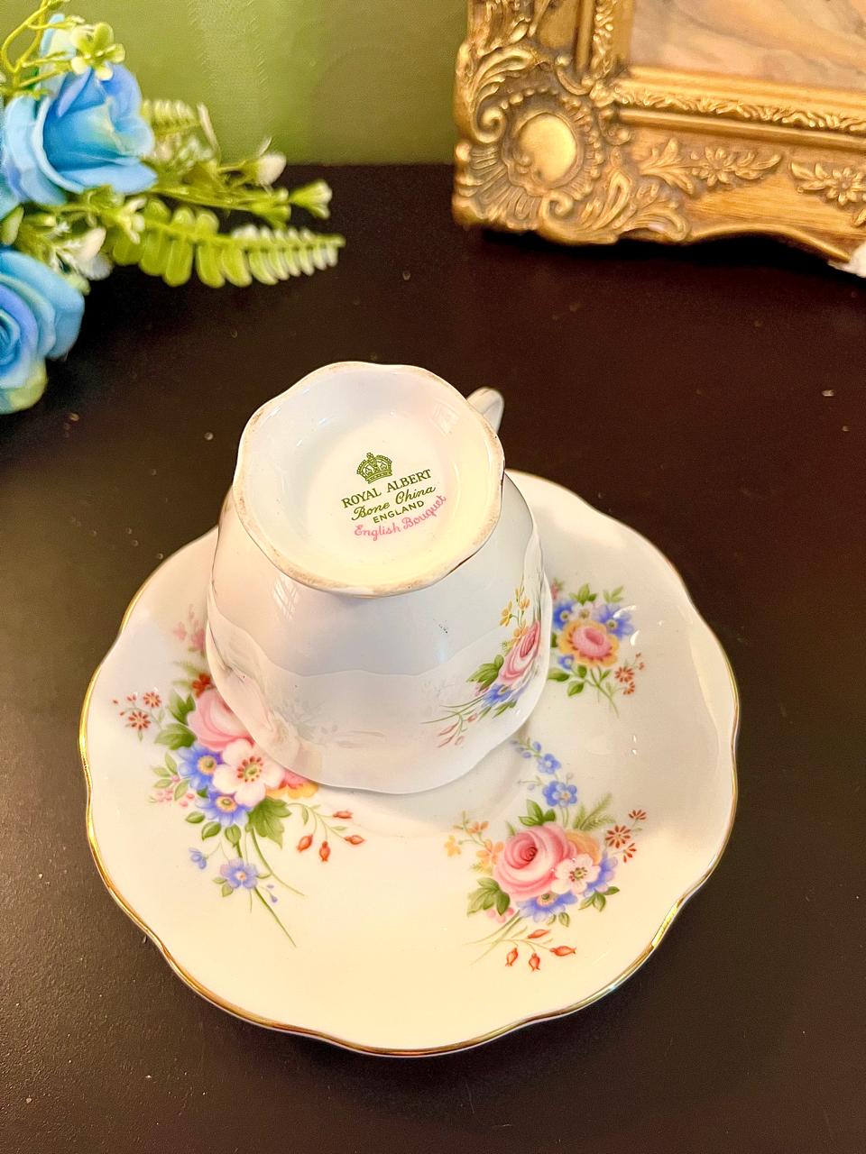 Royal Albert Bone China England English Bouquet backstamp on cup base